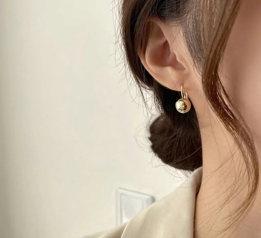 Earrings.